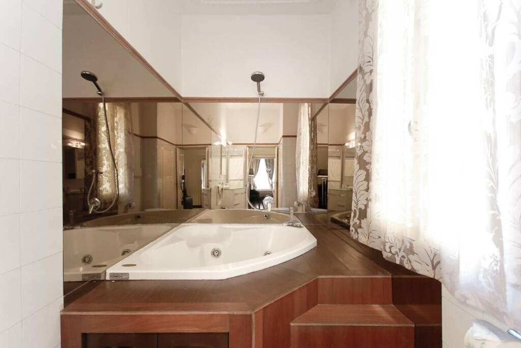 Banchi - Classic Apartment Between Navona And Campo Dei Fiori Řím Exteriér fotografie